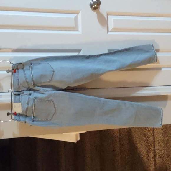 Jeans - Picture 2 of 3